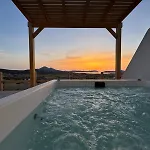 Villa Bayview With Jaccuzi - Milos Zefiría